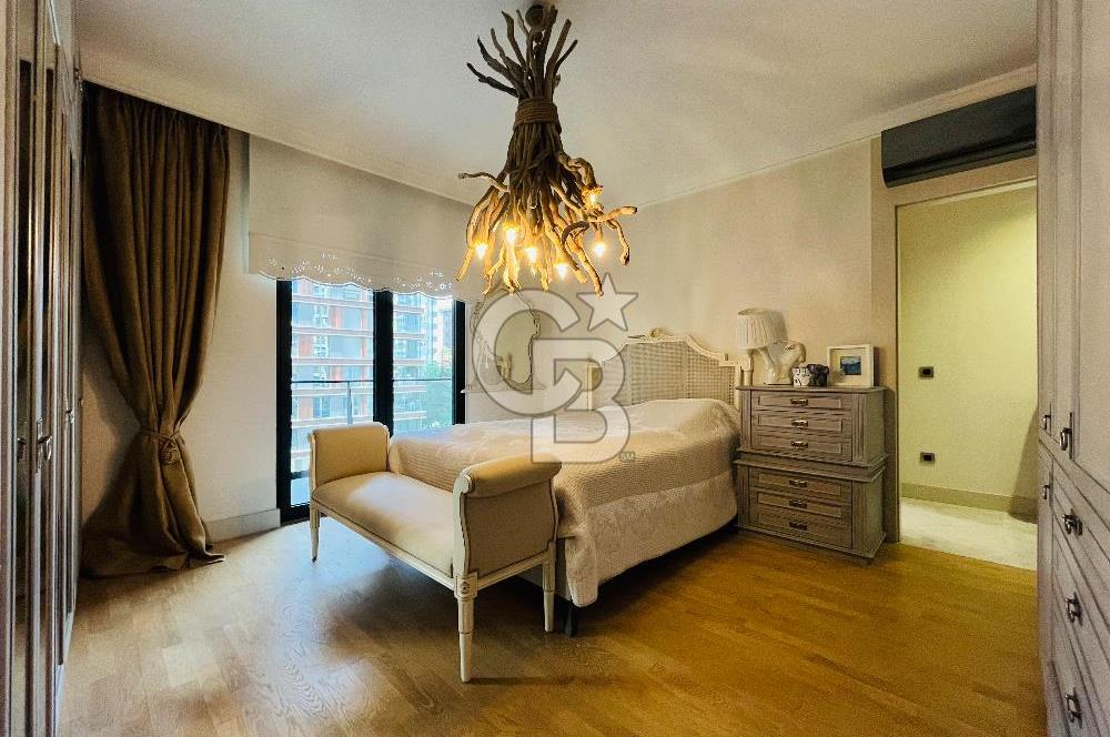 Suadiye Teknik Yapı Sahil Sitesi'nde Lüks Eşyalı Kiralık Daire