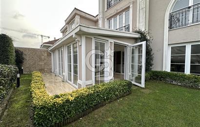 Bahçeşehir Güllü Konakları'da 4+2 Satılık Villa !