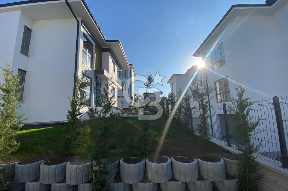 6 VİLLALIK SİTEDE SIFIR 4+1 ŞAHSİ KAPALI OTOPARKLI ÇİFT BALKONLU