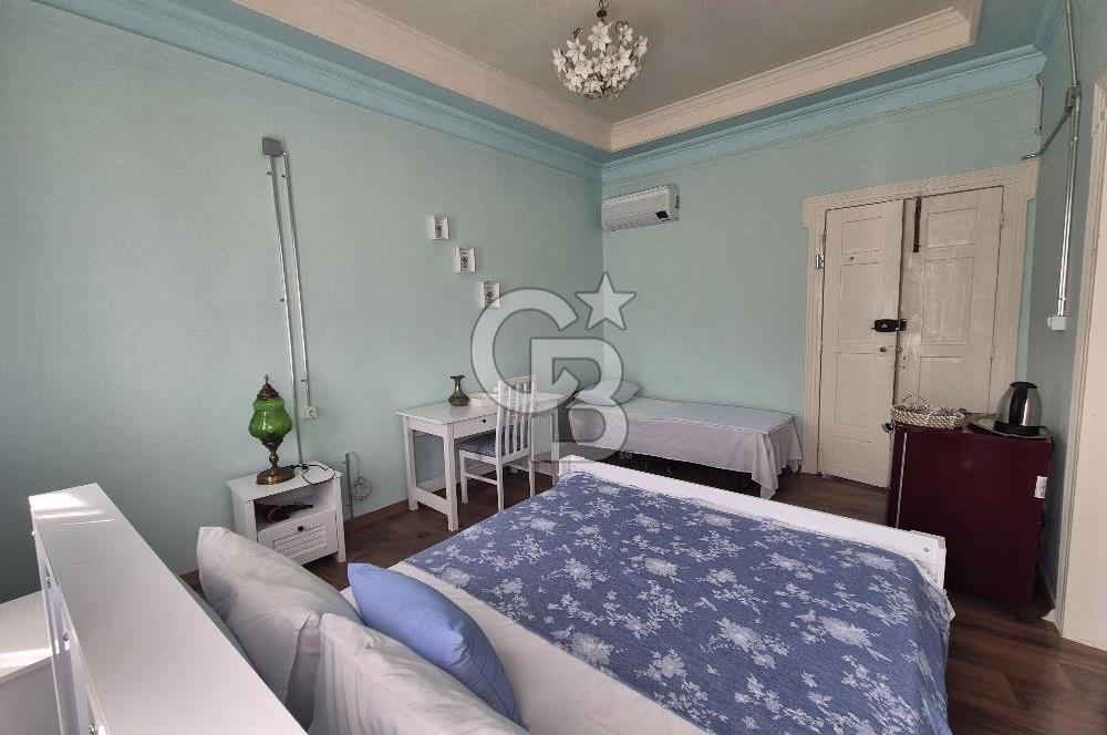 Cb Fark'tan Ayvalık İsmetpaşa'da 5 odalı  Satılık Butik Otel 