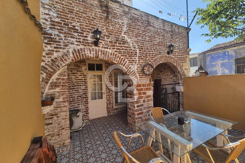 Cb Fark'tan Ayvalık İsmetpaşa'da 5 odalı  Satılık Butik Otel 