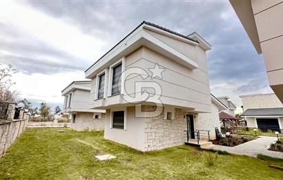 EVONA GAYRİMENKULDEN GENİŞ SATILIK FIRSAT 4+1 VİLLA