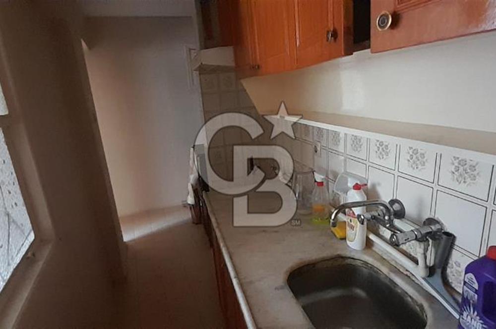 BAYRAKLI FUAT EDİP BAKSİ MAH. 2+1 ZEMİN ÜSTÜ 1.KAT KLASİK DAİRE