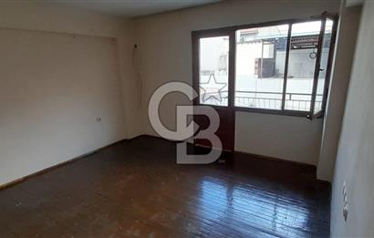 BAYRAKLI FUAT EDİP BAKSİ MAH. 2+1 ZEMİN ÜSTÜ 1.KAT KLASİK DAİRE