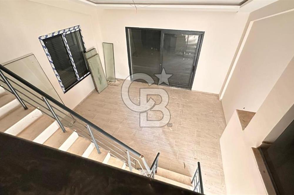 EVONA GAYRİMENKULDEN GENİŞ SATILIK FIRSAT 4+1 VİLLA