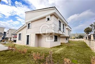 EVONA GAYRİMENKULDEN GENİŞ SATILIK FIRSAT 4+1 VİLLA - 2 - 325436