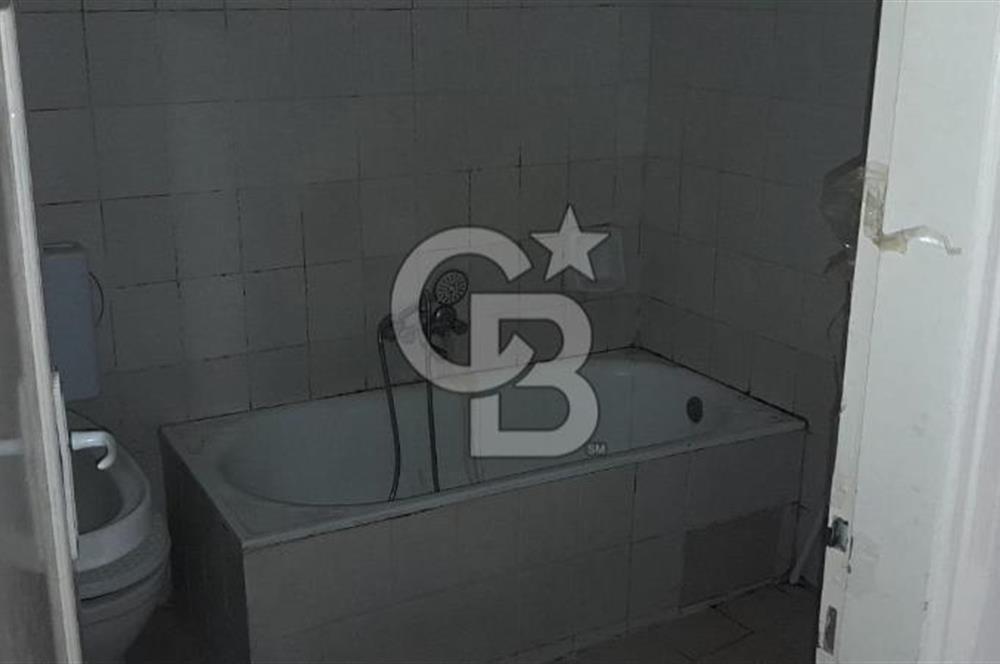 BAYRAKLI FUAT EDİP BAKSİ MAH. 2+1 ZEMİN ÜSTÜ 1.KAT KLASİK DAİRE