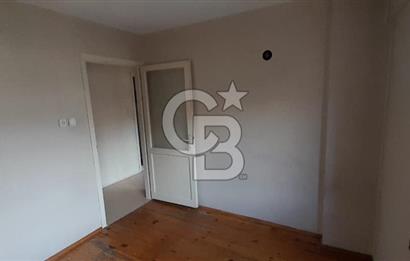 BAYRAKLI FUAT EDİP BAKSİ MAH. 2+1 ZEMİN ÜSTÜ 1.KAT KLASİK DAİRE