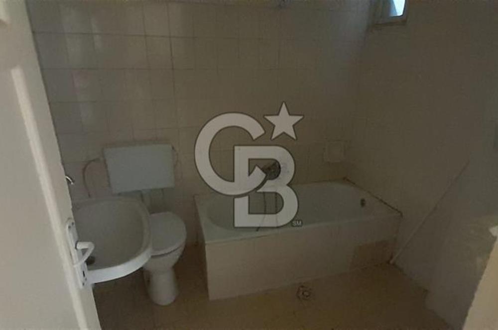 BAYRAKLI FUAT EDİP BAKSİ MAH. 2+1 ZEMİN ÜSTÜ 1.KAT KLASİK DAİRE