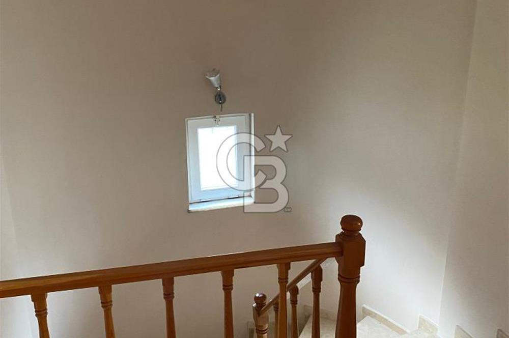 EVONA'DAN GÜZELYURT MAHALLESİ AZINÇER SİTESİ 4+1 SATILIK VİLLA