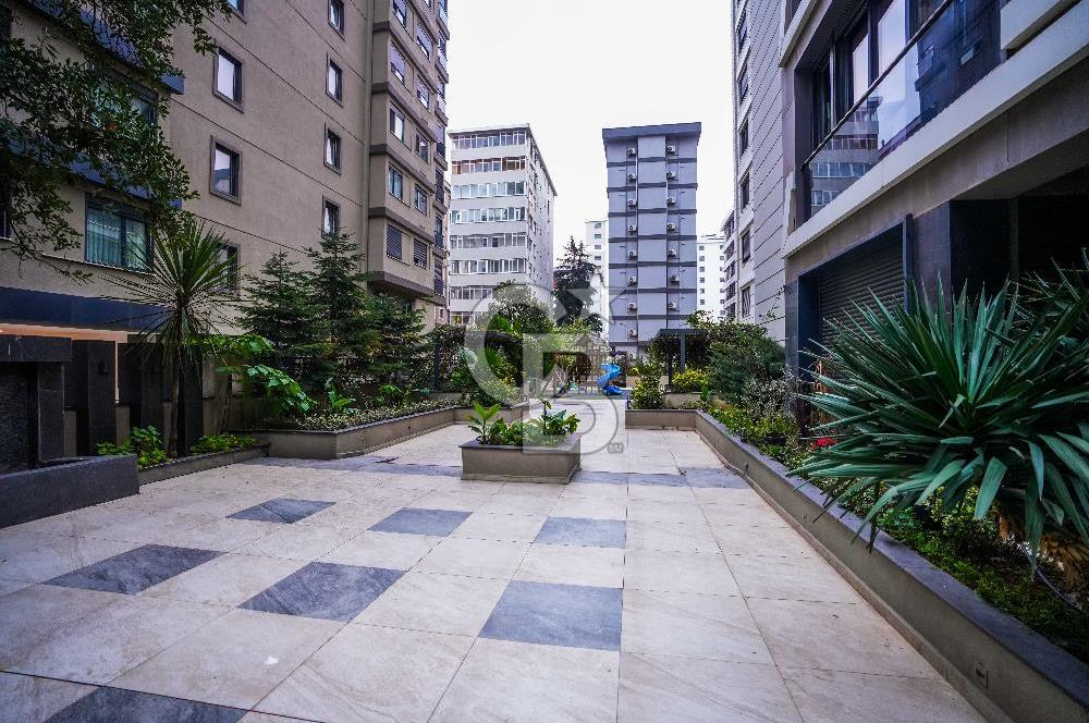 ADDEBOSTAN'DA 7/24 GÜVENLİK SİTEDE SATILIK 3+1 DAİRE