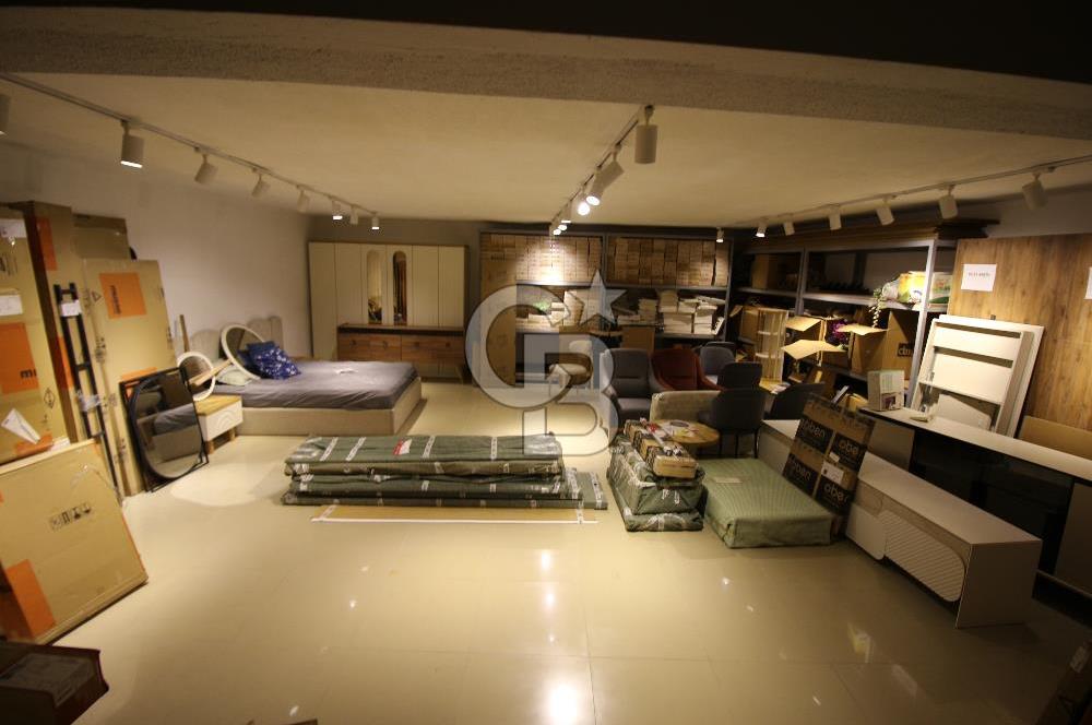 Gaziemir İzban Yakını, 3 Katlı, 370 M² Kiralık Dükkan & Mağaza