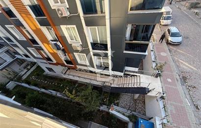 BEYLİKDÜZÜ YAKUPLU YENİ BİNA KONFORLU ARAKAT SATILIK 3+1