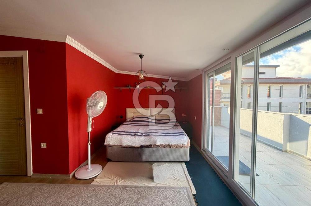 Seferihisar Camikebir Mahallesinde Satılık En Geniş Dubleks Daire