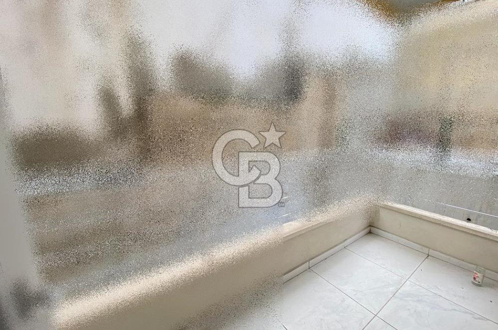 CADDE ÜZERİ/ASANSÖRLÜ/3+1/GENİŞ/KULLANIŞLI/ALICISINI BEKLİYOR !!