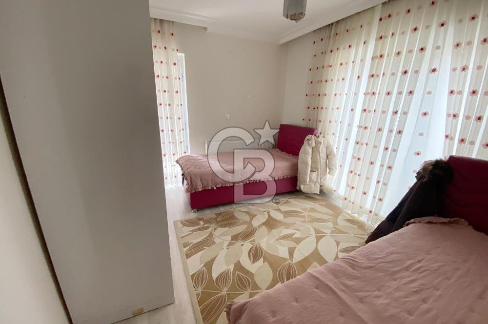 CADDE ÜZERİ/ASANSÖRLÜ/3+1/GENİŞ/KULLANIŞLI/ALICISINI BEKLİYOR !!