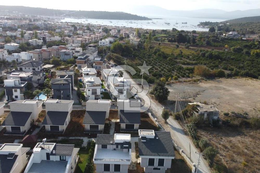 EVONA GAYRİMENKULDEN GENİŞ SATILIK FIRSAT 4+1 VİLLA