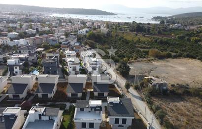 EVONA GAYRİMENKULDEN GENİŞ SATILIK FIRSAT 4+1 VİLLA