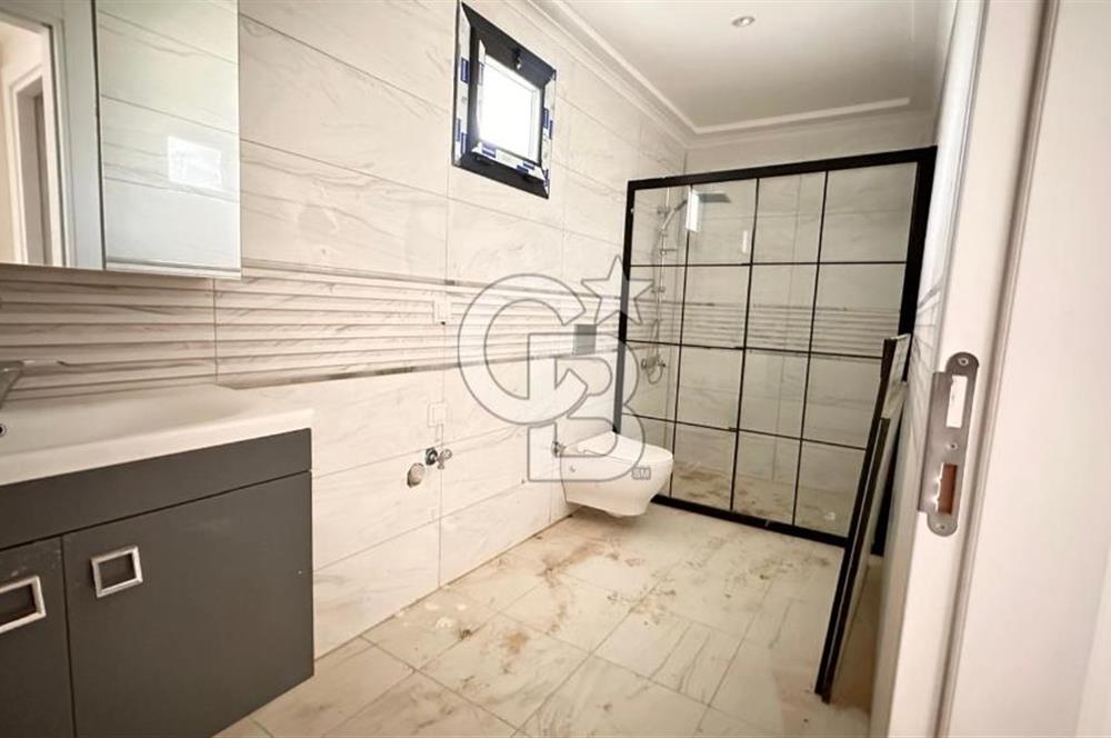 EVONA GAYRİMENKULDEN GENİŞ SATILIK FIRSAT 4+1 VİLLA