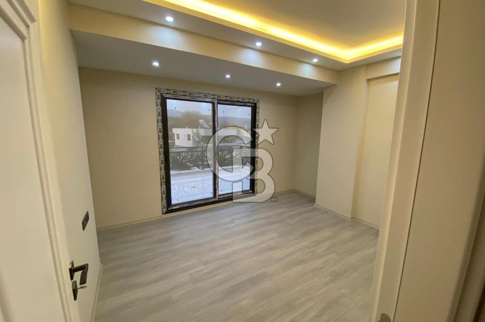 EVONA GAYRİMENKULDEN GÜLBAHÇE'de SATILIK 5+2 HAVUZLU VİLLA