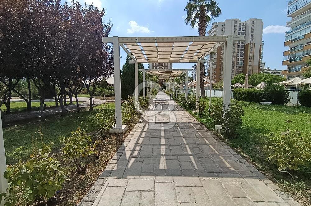 Emlak Konut Mavişehir Evlerinde Satılık 3+1 Daire 