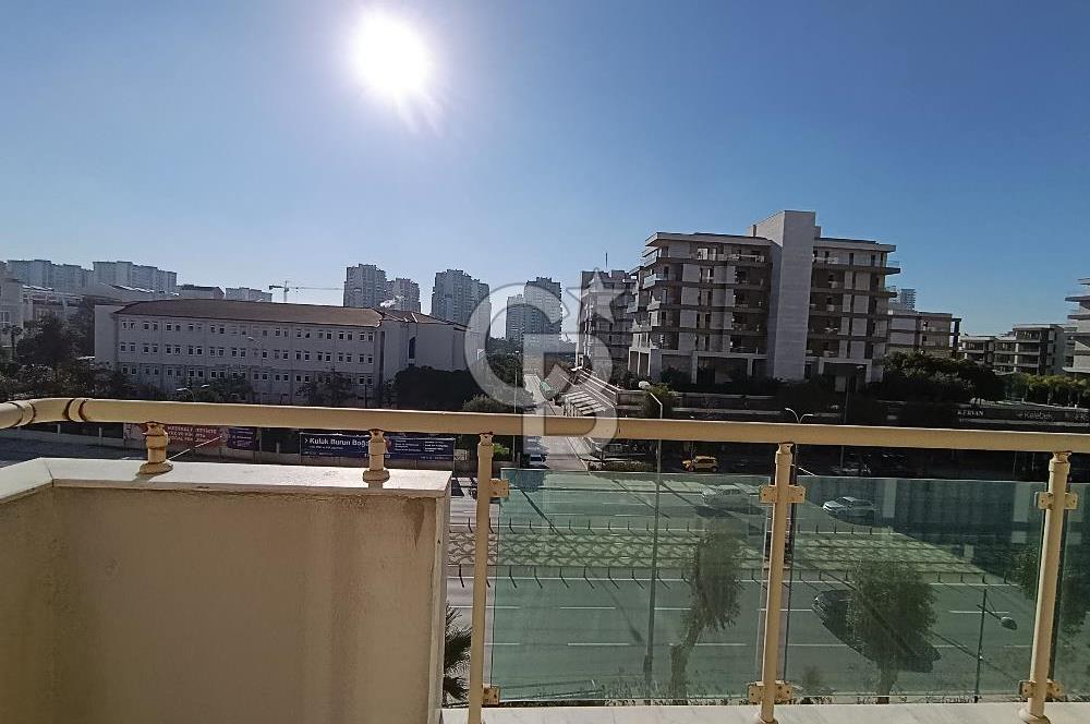 Emlak Konut Mavişehir Evlerinde Satılık 3+1 Daire 