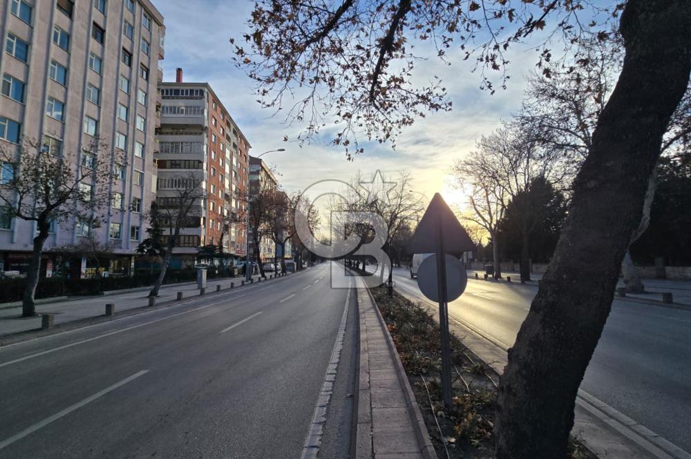 COLDWELL BANKER'DAN ŞEHİR MERKEZİNDE KİRALIK 3+1 DAİRE