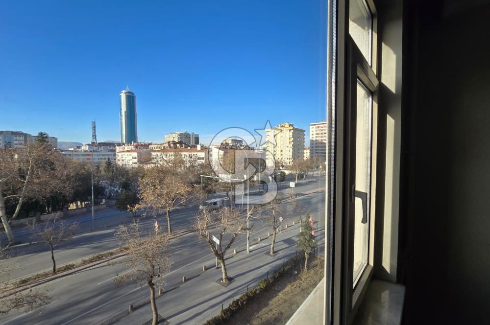 COLDWELL BANKER'DAN ŞEHİR MERKEZİNDE KİRALIK 3+1 DAİRE