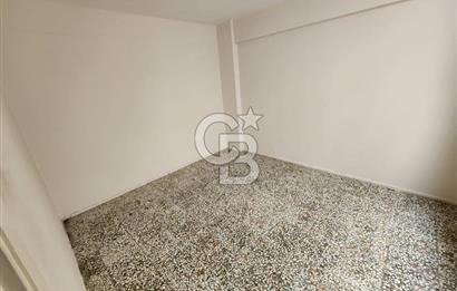 MENEMEN ÇARŞI MERMERLİ MAHALLESİNDE SATILIK ARA KAT 2+1 DAİRE