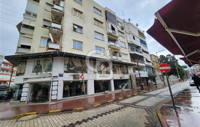 MENEMEN ÇARŞI MERMERLİ MAHALLESİNDE SATILIK ARA KAT 2+1 DAİRE