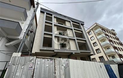 Sultanbeyli Merkezde Satılık 2+1 Daire | Açık Otoparklı