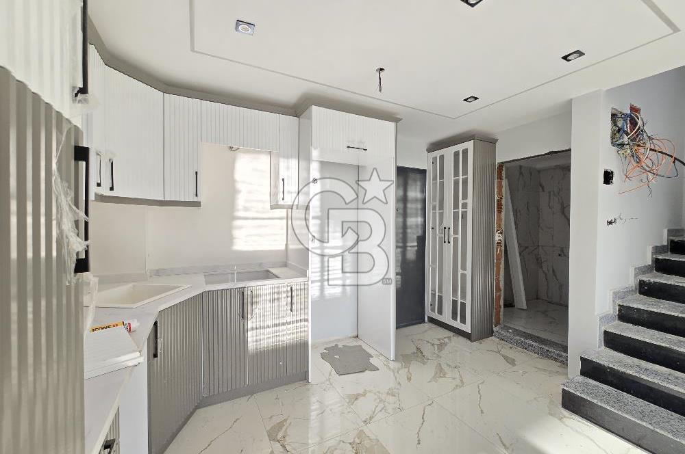 Ayvalık Altınova'da Satılık 3+1 Villa 