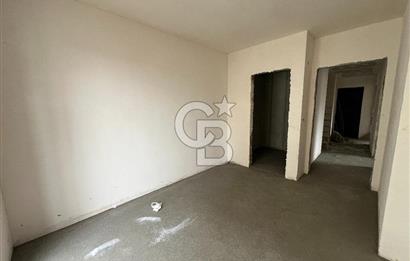 Sultanbeyli Merkezde Satılık 2+1 Daire | Açık Otoparklı