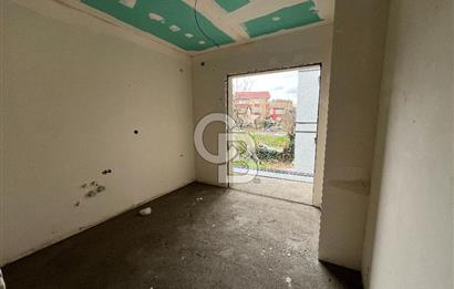 Sultanbeyli Merkezde Satılık 2+1 Daire | Açık Otoparklı