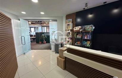 KAVACIK MERKEZDE SATILIK EŞSİZ 800 m2 PLAZA KATI