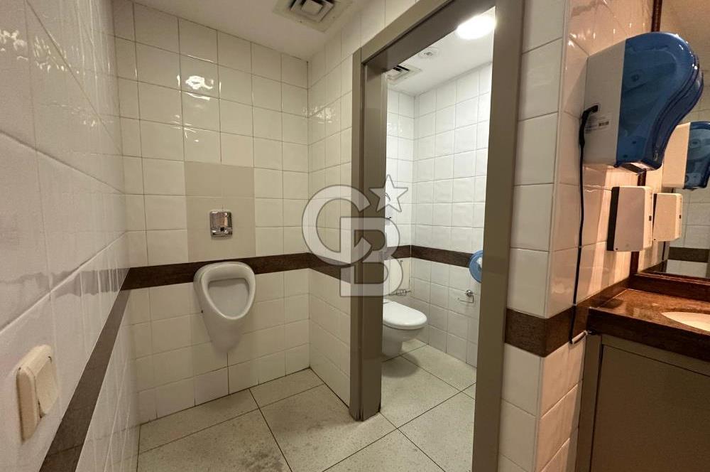 KAVACIK MERKEZDE SATILIK EŞSİZ 800 m2 PLAZA KATI