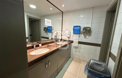 KAVACIK MERKEZDE SATILIK EŞSİZ 800 m2 PLAZA KATI