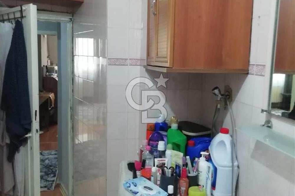 ŞİŞLİ KURTULUŞ SONDURAK ARAKAT BALKON BAKIMLI 2+1 SATILIK DAİRE