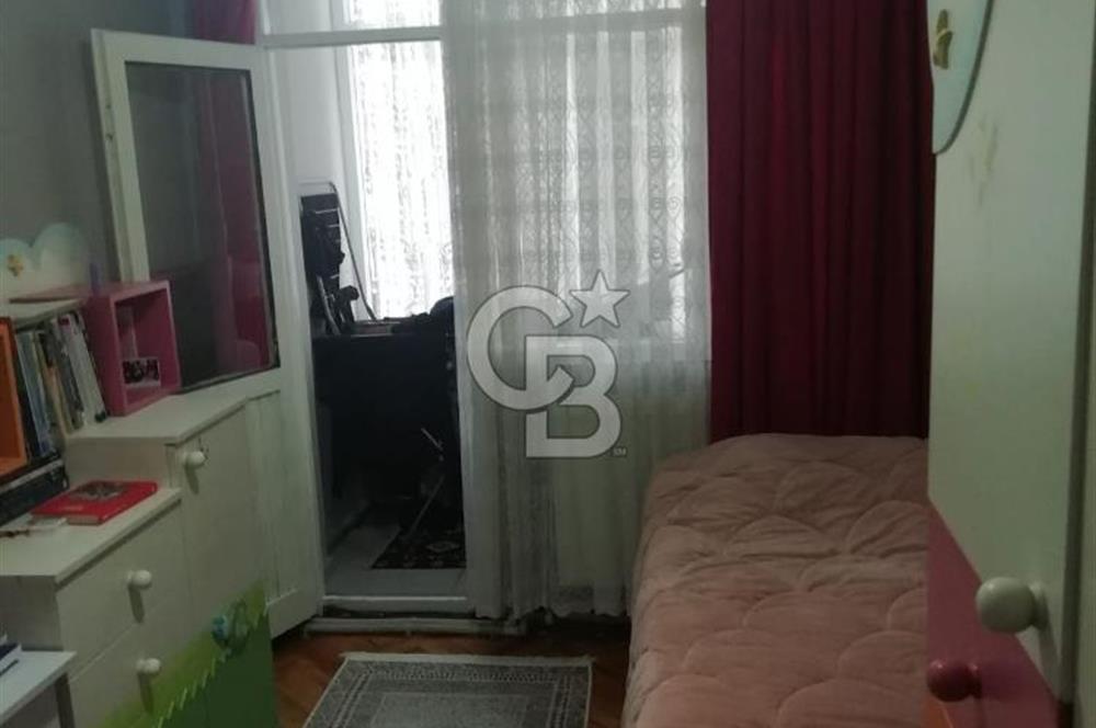 ŞİŞLİ KURTULUŞ SONDURAK ARAKAT BALKON BAKIMLI 2+1 SATILIK DAİRE