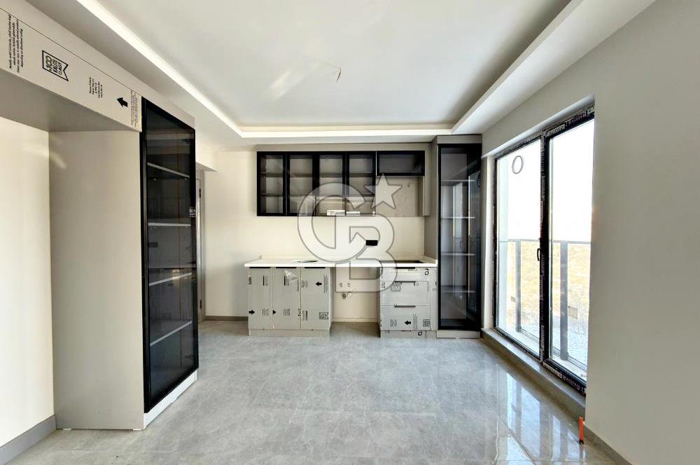 EGE MAHALLESİNDE YENİ LÜKS SİTE İÇERİSİNDE 3+1 CAM BALKONLU