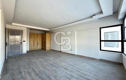 EGE MAHALLESİNDE YENİ LÜKS SİTE İÇERİSİNDE 3+1 CAM BALKONLU
