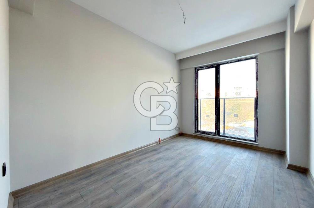 EGE MAHALLESİNDE YENİ LÜKS SİTE İÇERİSİNDE 3+1 CAM BALKONLU