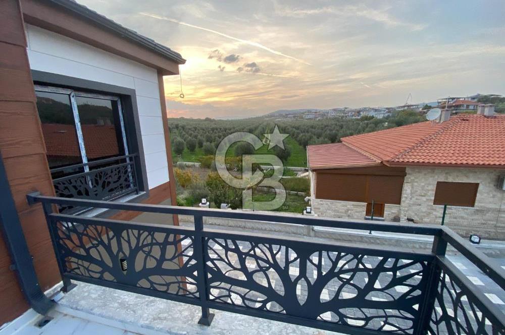 EVONA GAYRİMENKULDEN GÜLBAHÇE'de SATILIK 5+2 HAVUZLU VİLLA