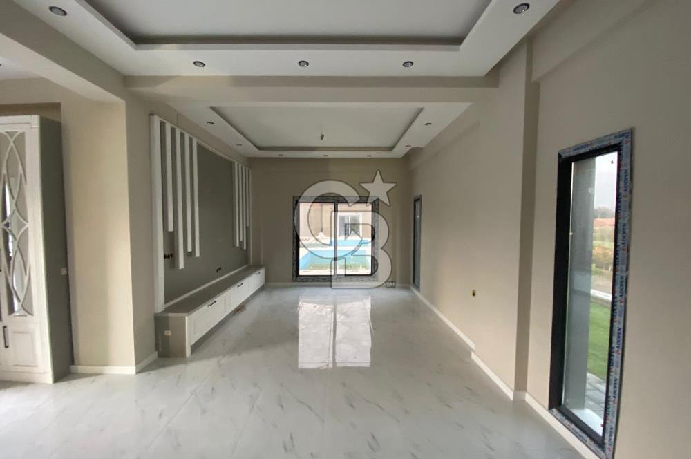 EVONA GAYRİMENKULDEN GÜLBAHÇE'de SATILIK 5+2 HAVUZLU VİLLA