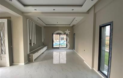 EVONA GAYRİMENKULDEN GÜLBAHÇE'de SATILIK 5+2 HAVUZLU VİLLA