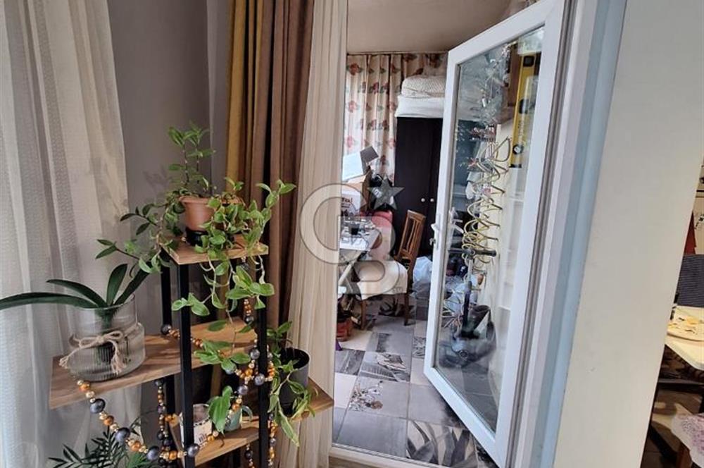 MUHTEŞEM KONUMA SAHİP FABRİKALAR MAHALLESİ'NDE KULLANIŞLI 1+1