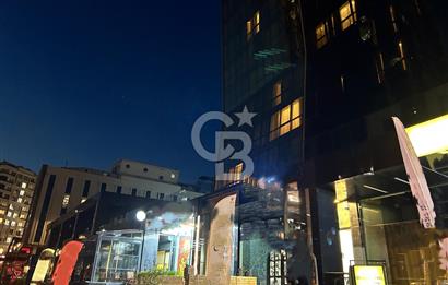 Tango Kulede hareketli sokağa cepheli dükkan