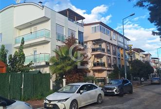 MUHTEŞEM KONUMA SAHİP FABRİKALAR MAHALLESİ'NDE KULLANIŞLI 1+1 - 1 - 325555