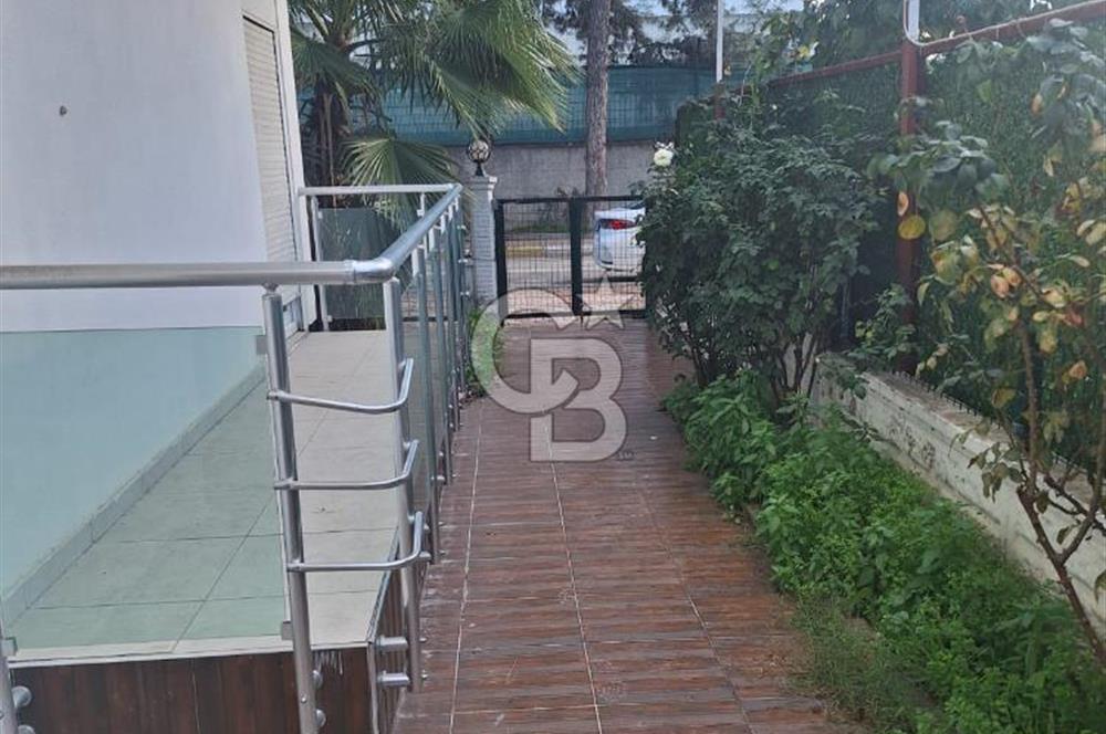 MUHTEŞEM KONUMA SAHİP FABRİKALAR MAHALLESİ'NDE KULLANIŞLI 1+1