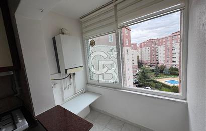 Çekmeköy Yeşil Belde Sitesi'nde 3 + 1 Kiralık Geniş Daire 